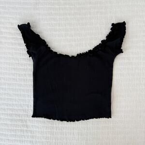 Urban Outfitters Kimchi Blue Off the Shoulder Lettuce Trim Crop Top in Black XS